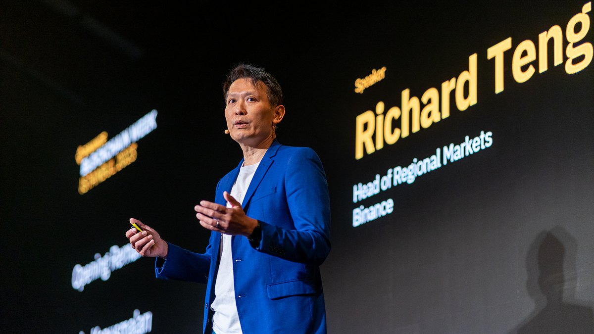Binance Blockchain Week İstanbul 2023 sahnesinde konuşan Richard Teng; temsili fotoğraf (2023), haberdeki cüzdan olayını göstermez